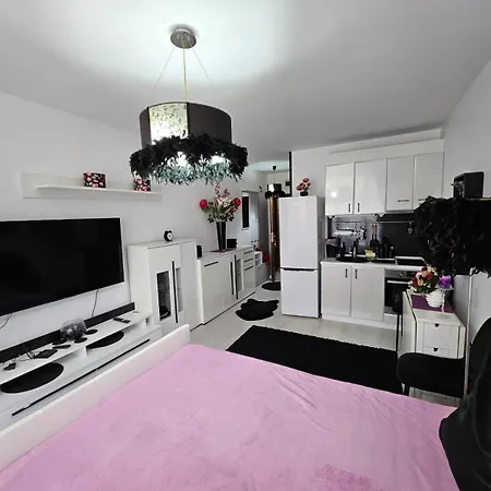 Romantic Sensual Retreat By Flat Mаnager Apartmán Ravda